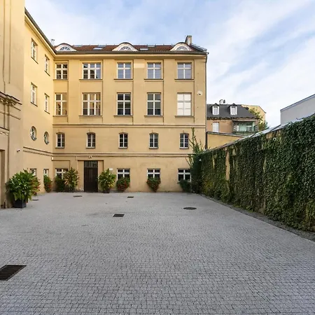 公寓 Trendy Polna In By Renters