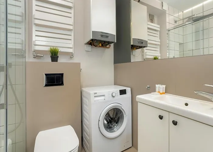 Trendy Polna In By Renters *